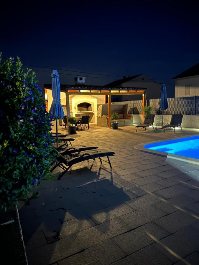 Villa Apartments Aa 1 Trogir Eksteriør bilde