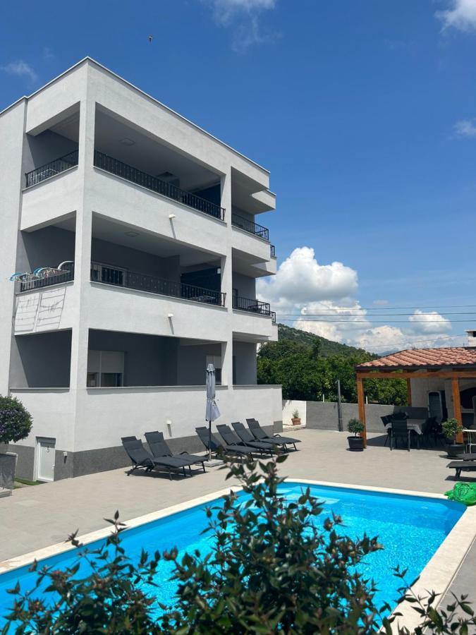 Villa Apartments Aa 1 Trogir Eksteriør bilde