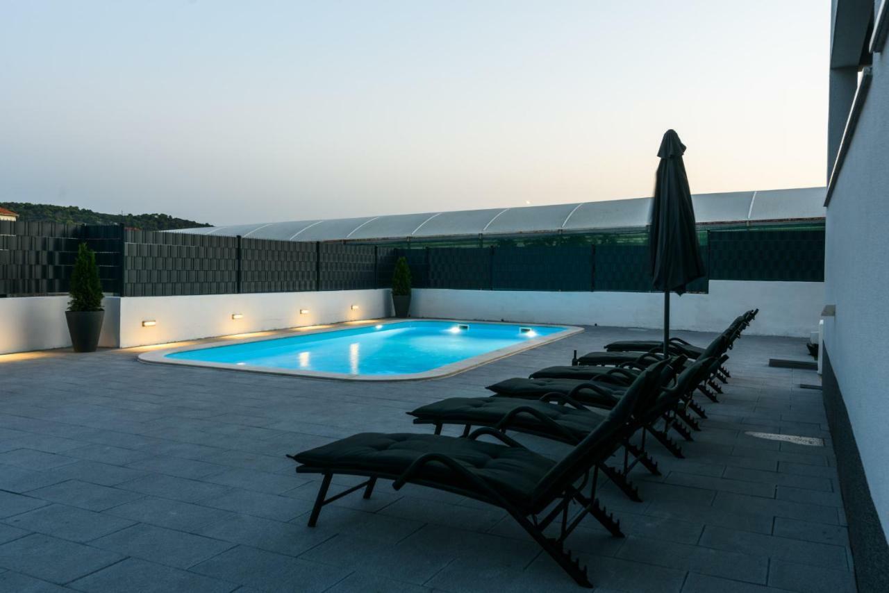 Villa Apartments Aa 1 Trogir Eksteriør bilde